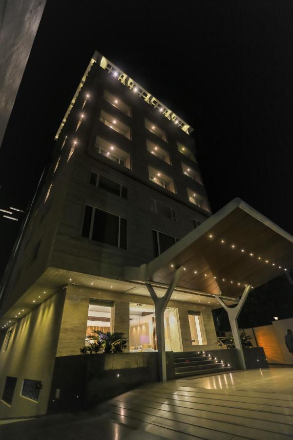 The Jagat Hotel And Spa อุเดเปอร์ ภายนอก รูปภาพ